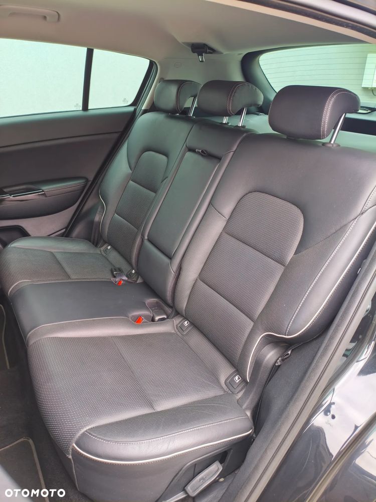 Kia Sportage 1.6 CRDI 2WD SPIRIT - 19
