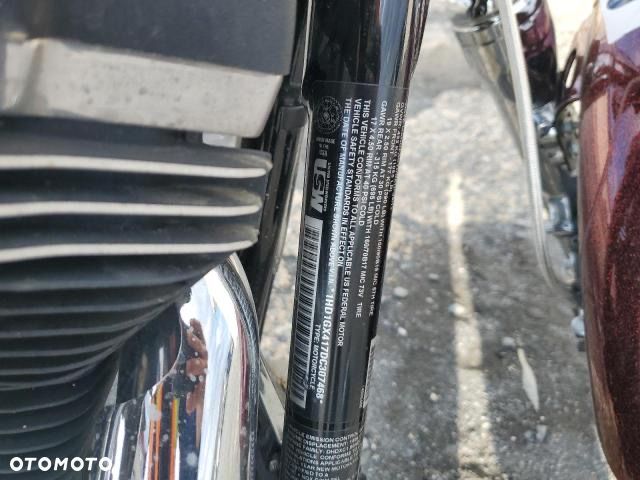 Harley-Davidson Dyna Street Bob - 15