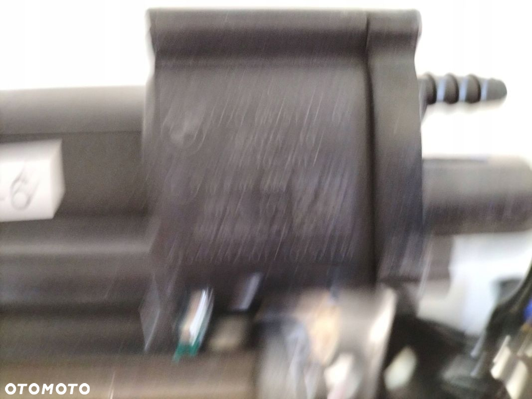 SPRĘŻARKA POMPA KOMPRESOR ZAWIESZENIA BMW F16 X5 F15 F85 F86 6875177 - 3