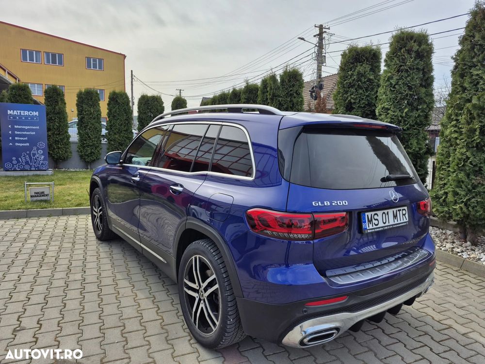 Mercedes-Benz GLB - 4