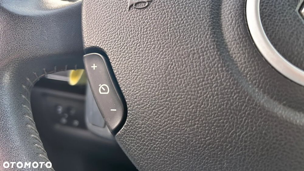 Renault Clio 1.6 16V Night&Day - 17