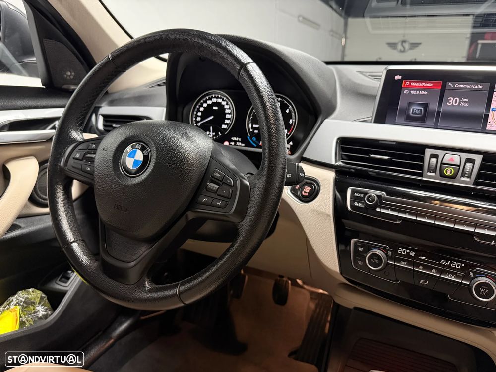 BMW X1 16 d sDrive Advantage - 24