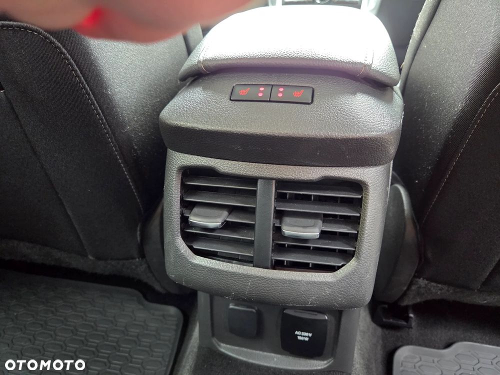 Ford Mondeo 2.0 EcoBlue Titanium - 35