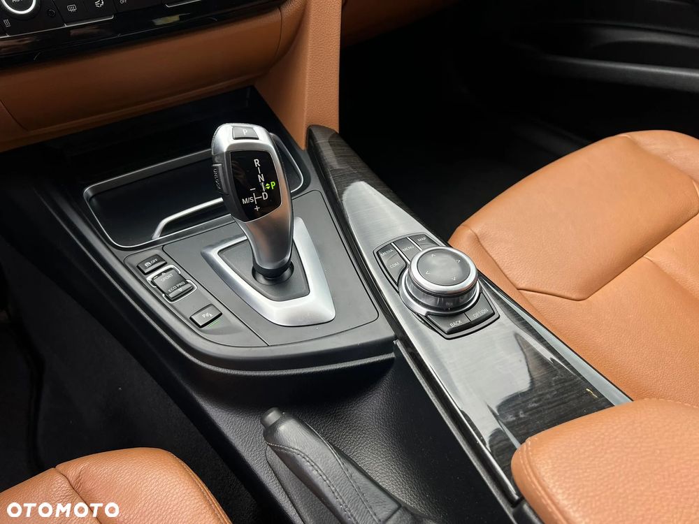 BMW 3GT 320d xDrive Luxury Line sport - 32