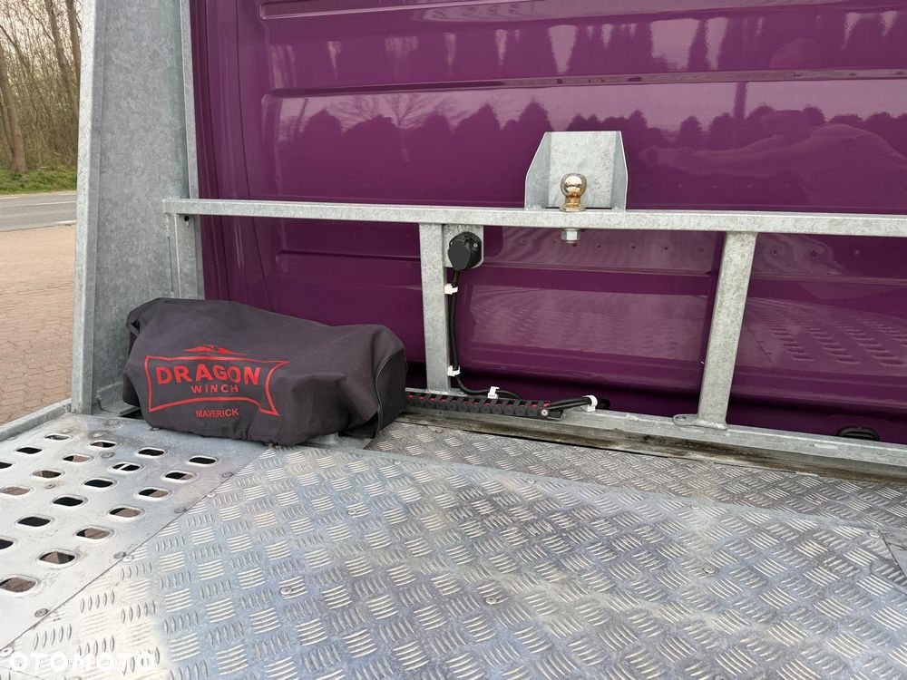 Volkswagen Crafter - 11