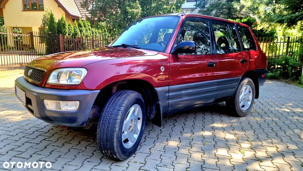 Toyota RAV4 2.0 - 2