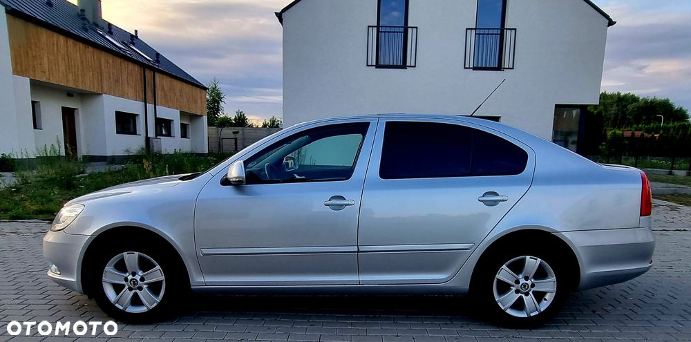 Skoda Octavia 1.2 TSI IMPULS EDITION - 8