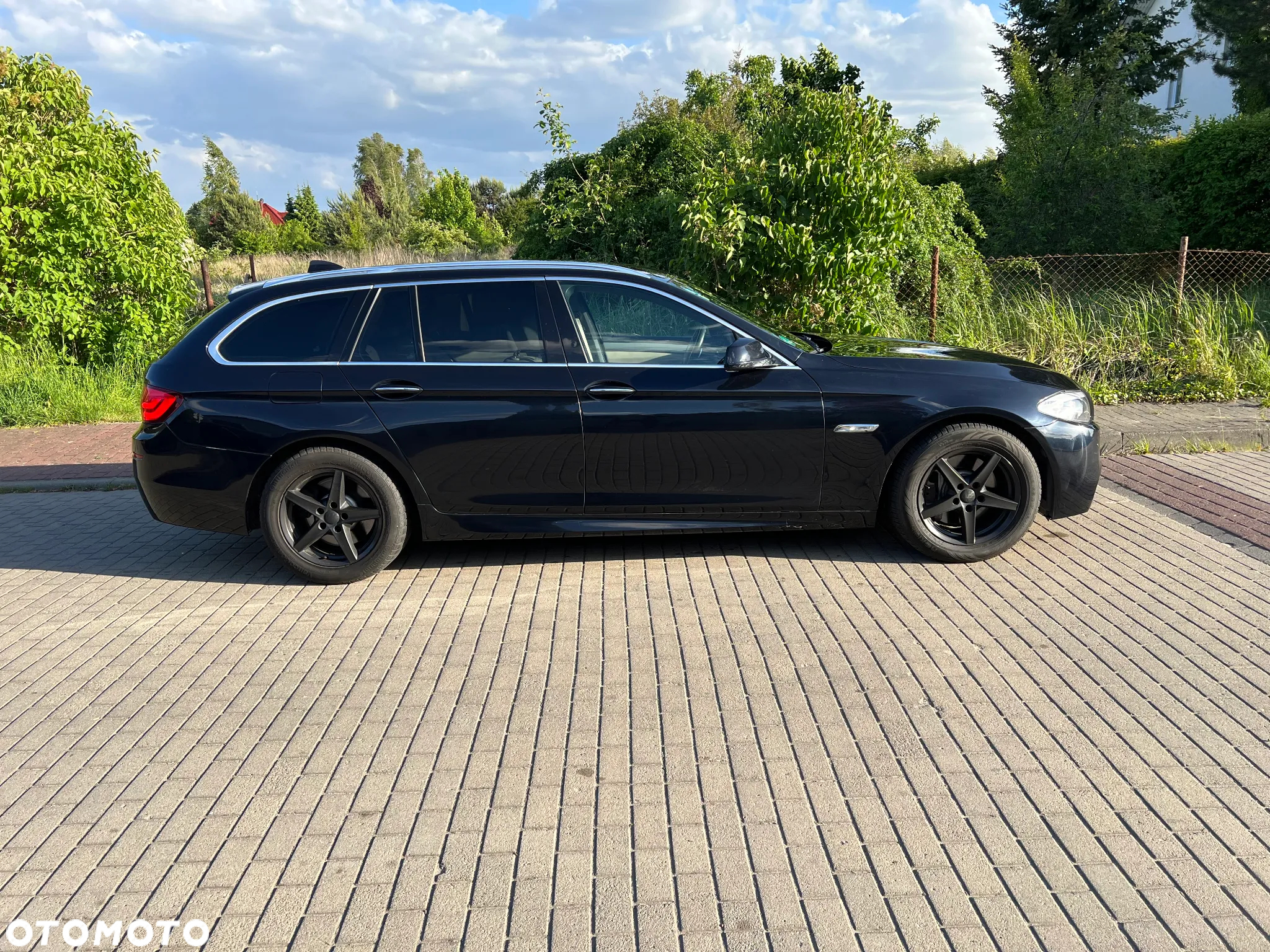BMW Seria 5 530d xDrive Touring Sport-Aut - 4