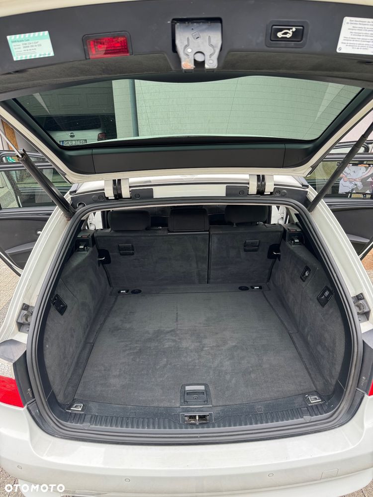 BMW Seria 5 520d - 14