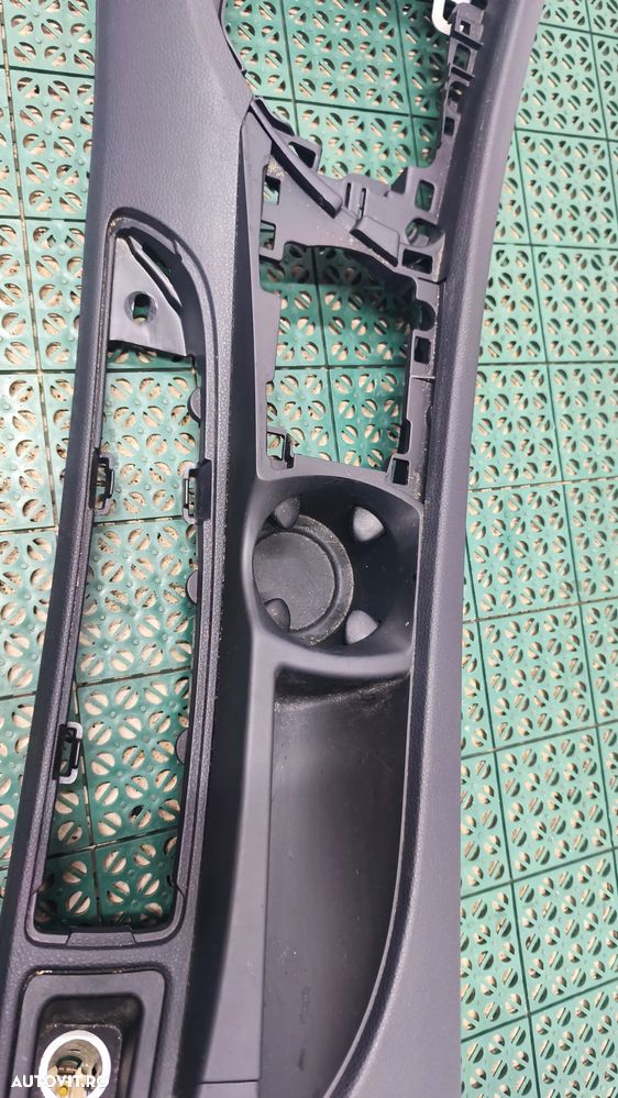 Cotiera BMW E81/87 model cu navigatie - 3