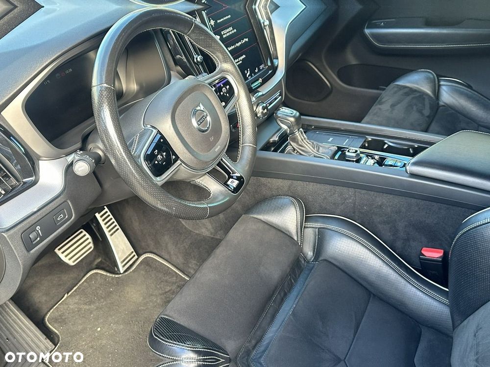 Volvo XC 60 D4 AWD R-Design - 8