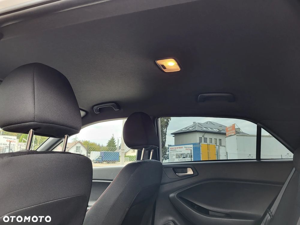 Hyundai i20 - 25