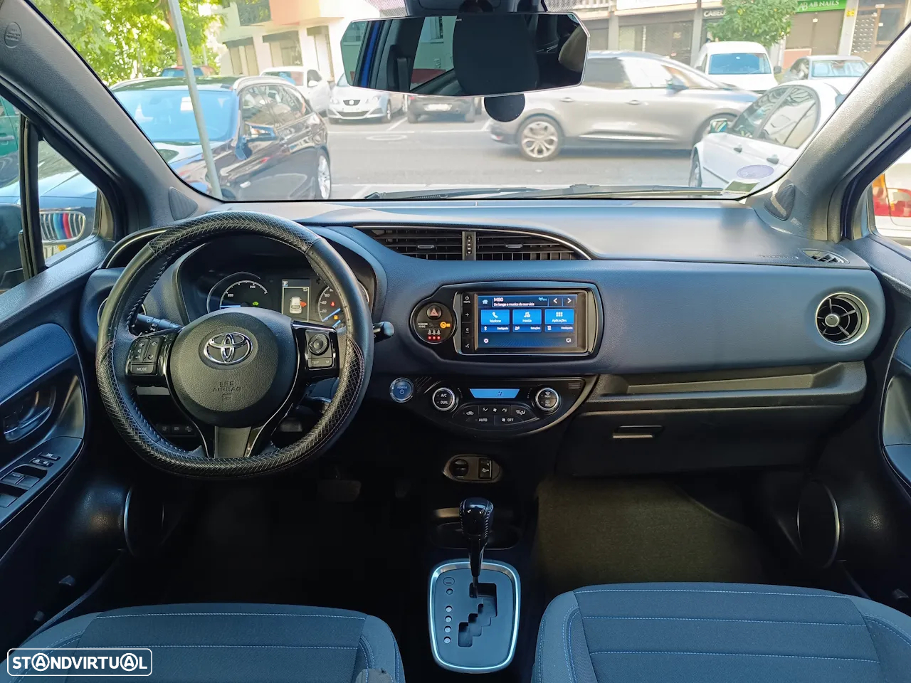 Toyota Yaris 1.5 HSD Square Collec.Blue - 12