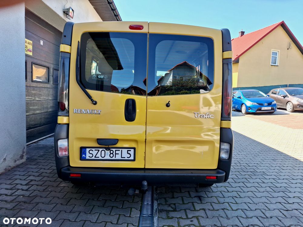 Renault Trafic - 12