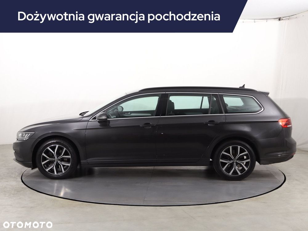 Volkswagen Passat Variant - 4