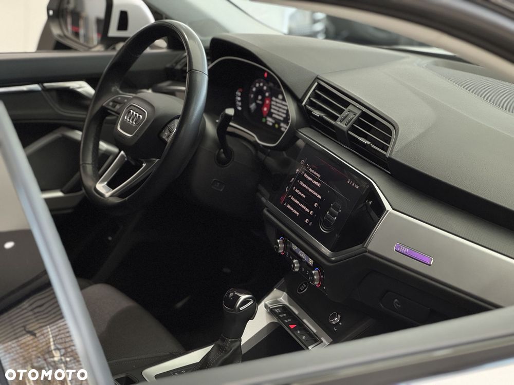 Audi Q3 Sportback - 38