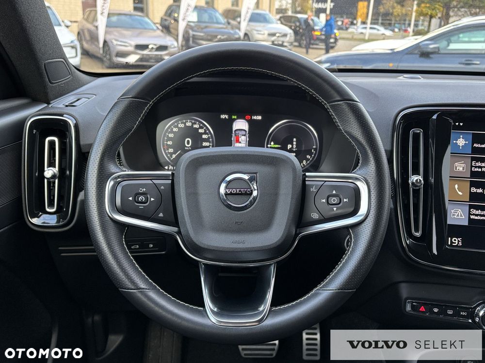 Volvo XC 40 - 15
