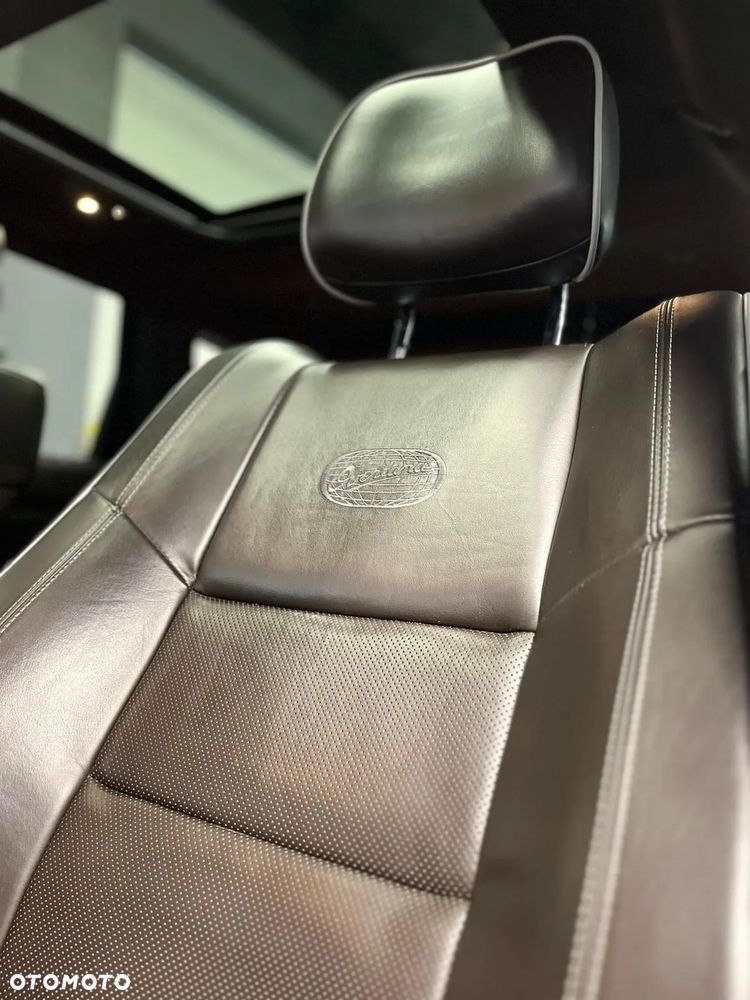 Jeep Grand Cherokee 5.7 V8 HEMI Overland - 25