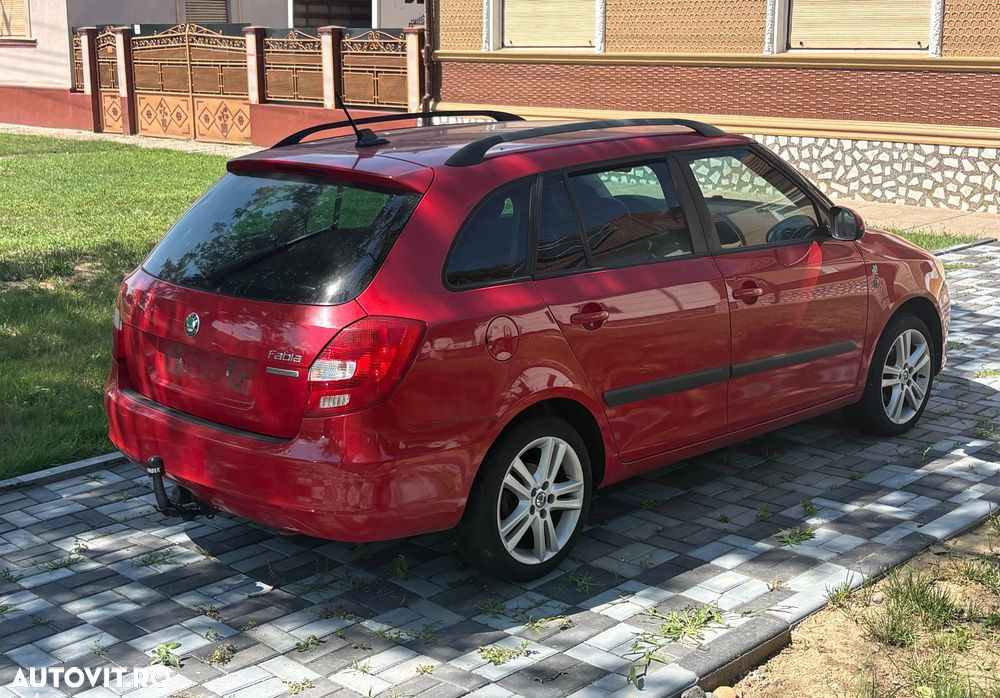 SKODA Fabia 2012 — imagine 4