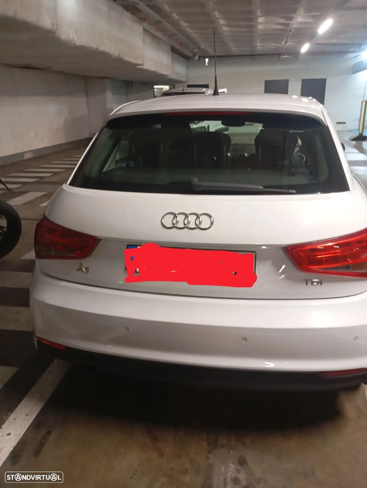 Audi A1 Sportback 1.6 TDI Attraction - 3