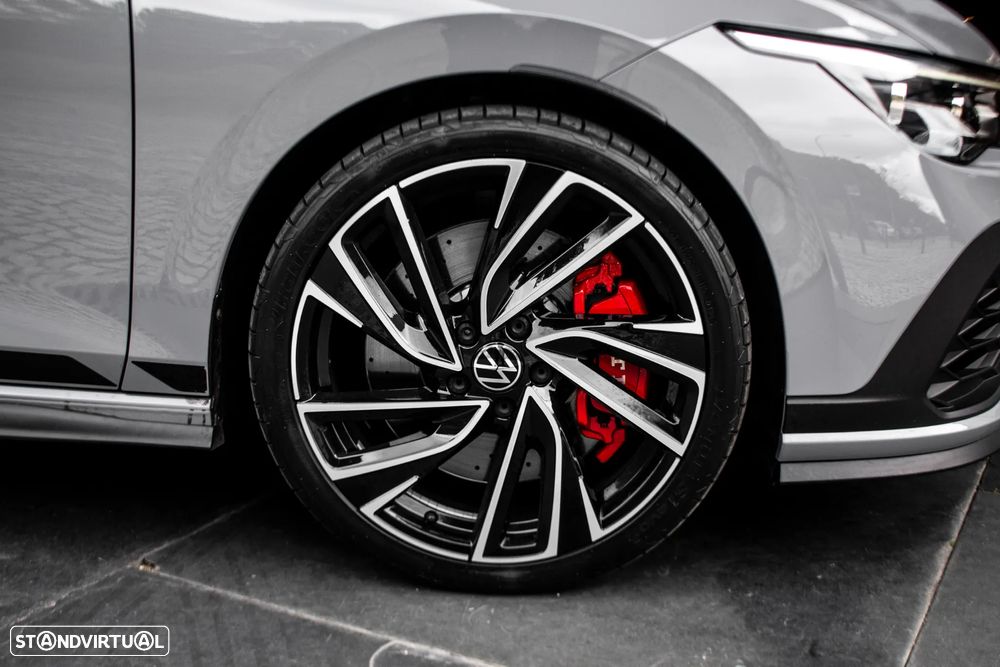 VW Golf 2.0 TSI GTI Clubsport DSG - 14