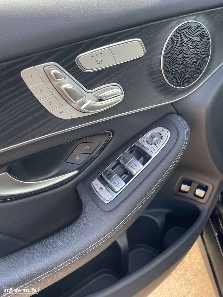 Mercedes-Benz GLC 300 de Coupé 4Matic - 4