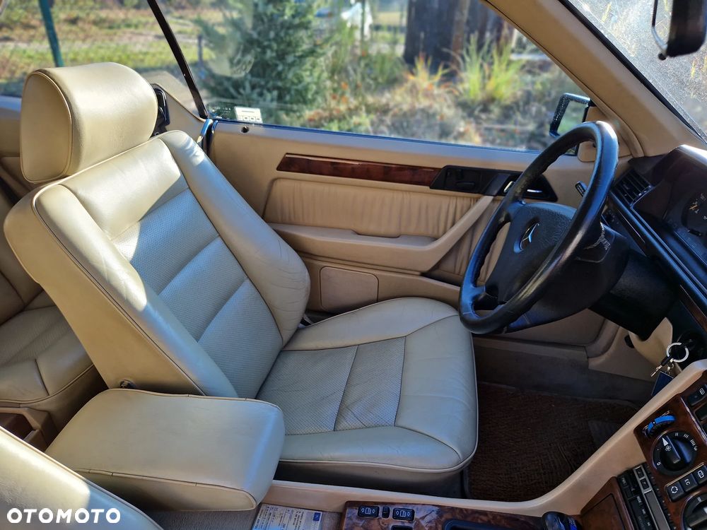 Mercedes-Benz W124 (1984-1993) - 1