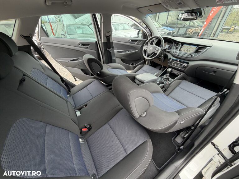Hyundai Tucson 2.0 CRDI 4WD Advantage - 16