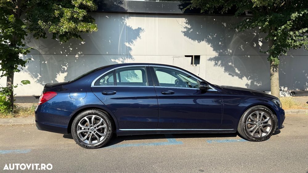 Mercedes-Benz C - 6