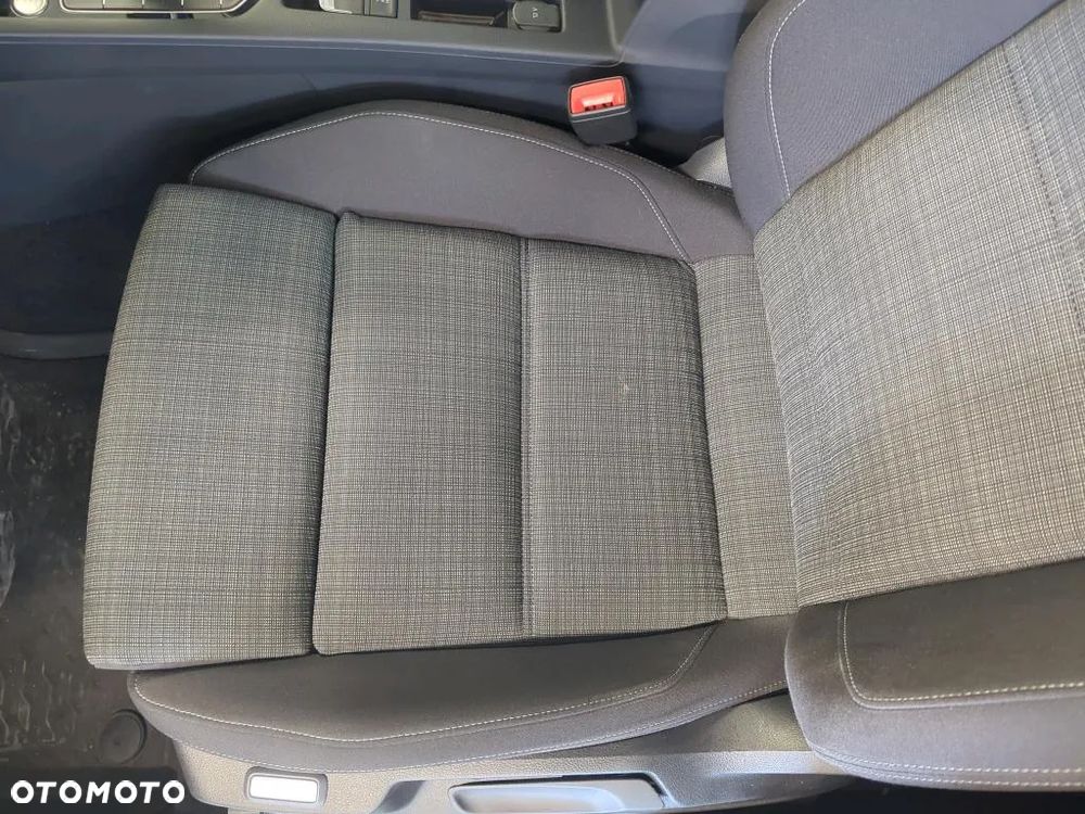 Volkswagen Passat 1.5 TSI EVO Business - 15