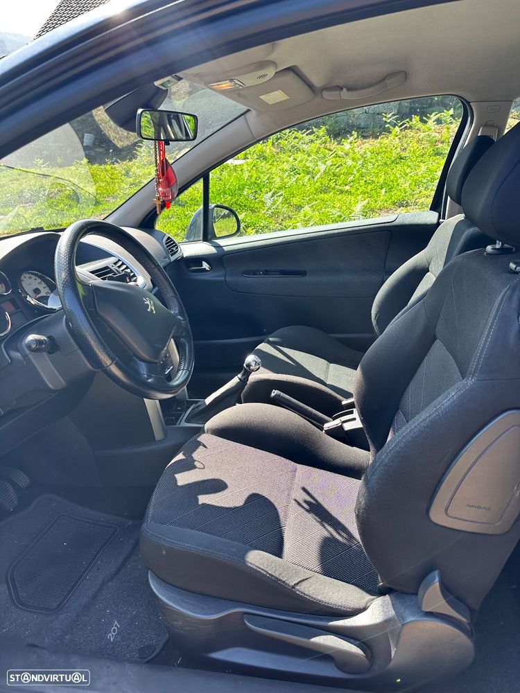Peugeot 207 1.6 HDi Sport - 6