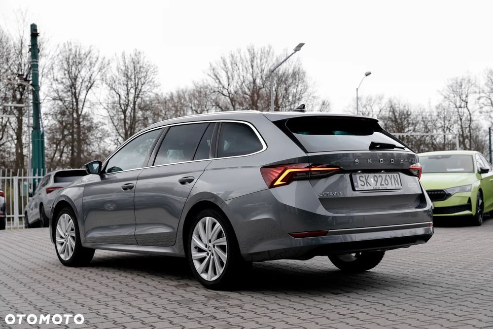 Skoda Octavia 2.0 TDI Style DSG - 6