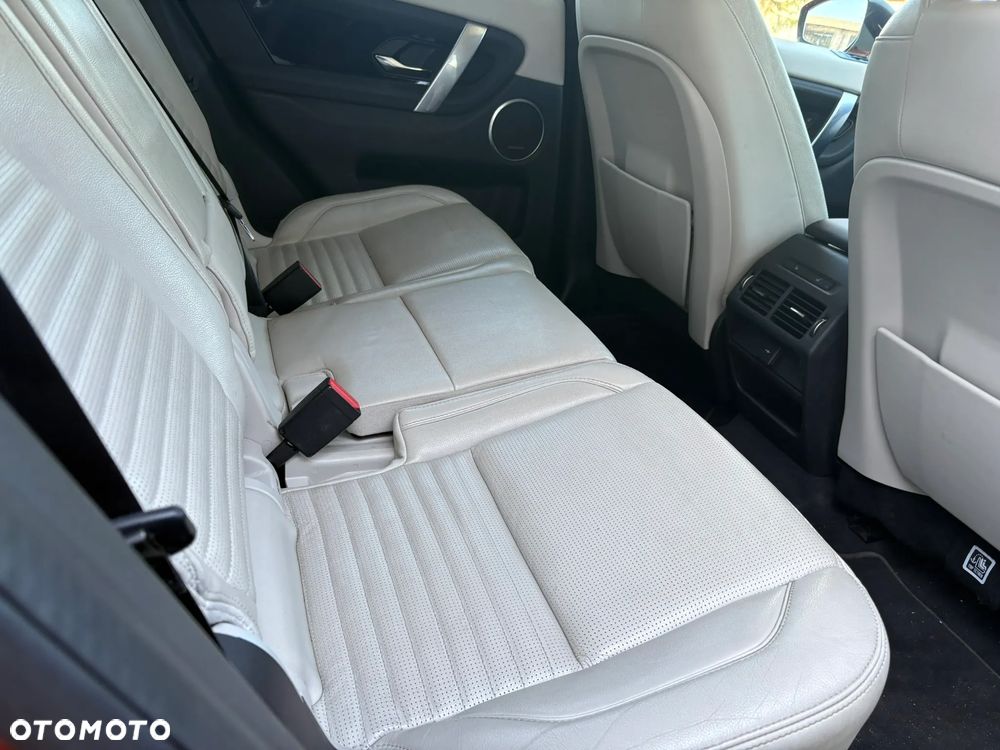 Land Rover Discovery Sport 2.0 P200 mHEV S - 27