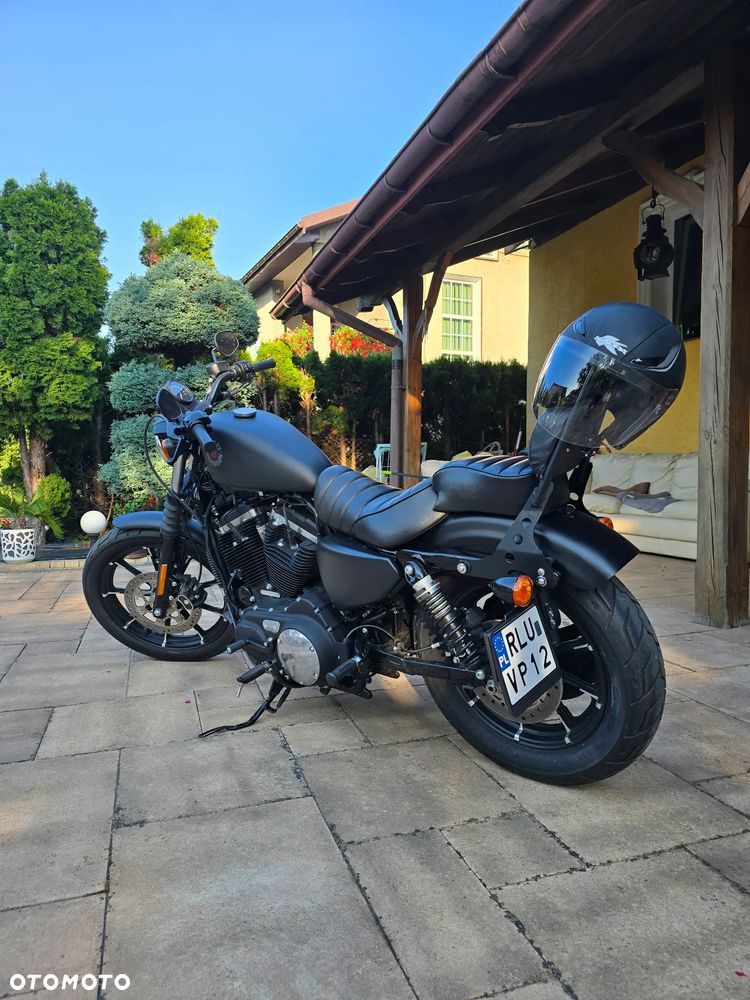 Harley-Davidson Sportster Iron 883 - 13