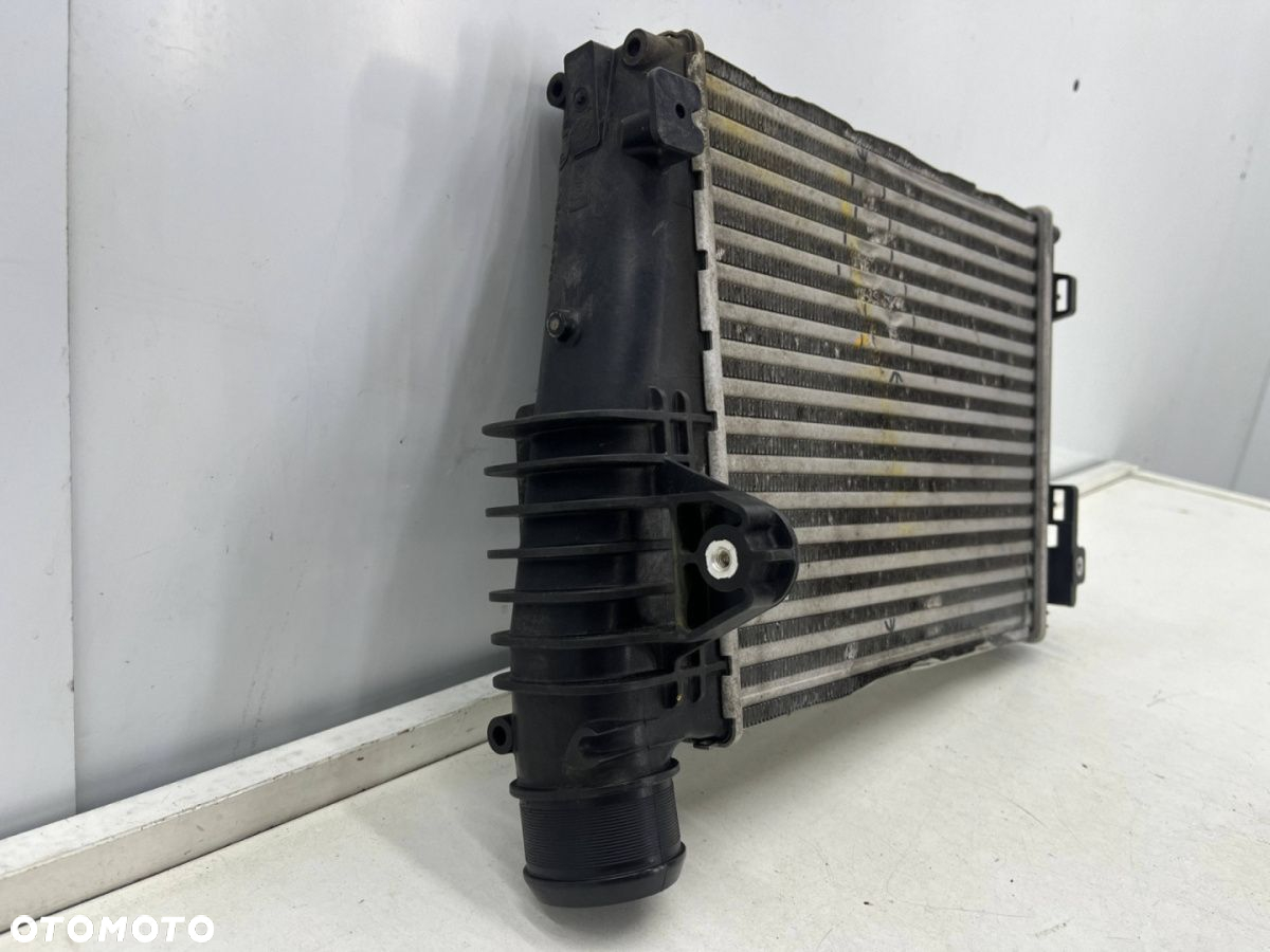 Chłodnica intercoolera Citroen Jumpy Expert ProAce Vivaro C Zafira 1.5 1.6 2.0 HDI 9806562180 - 2