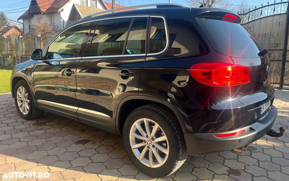 Volkswagen Tiguan 2.0 TDI SCR 4MOTION BlueMotion Technology DSG Lounge Track & Style - 2
