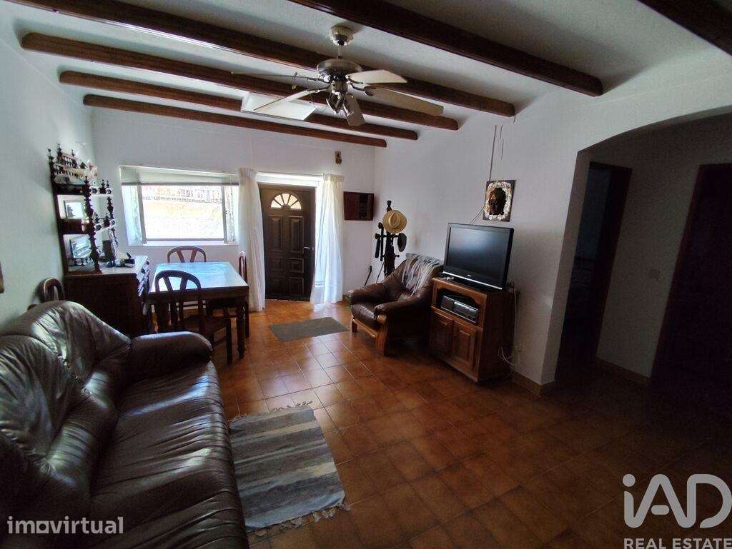 Moradia em banda T3 em Covas e Vila Nova de Oliveirinha de 90,28 m2 - Grande imagem: 4/31