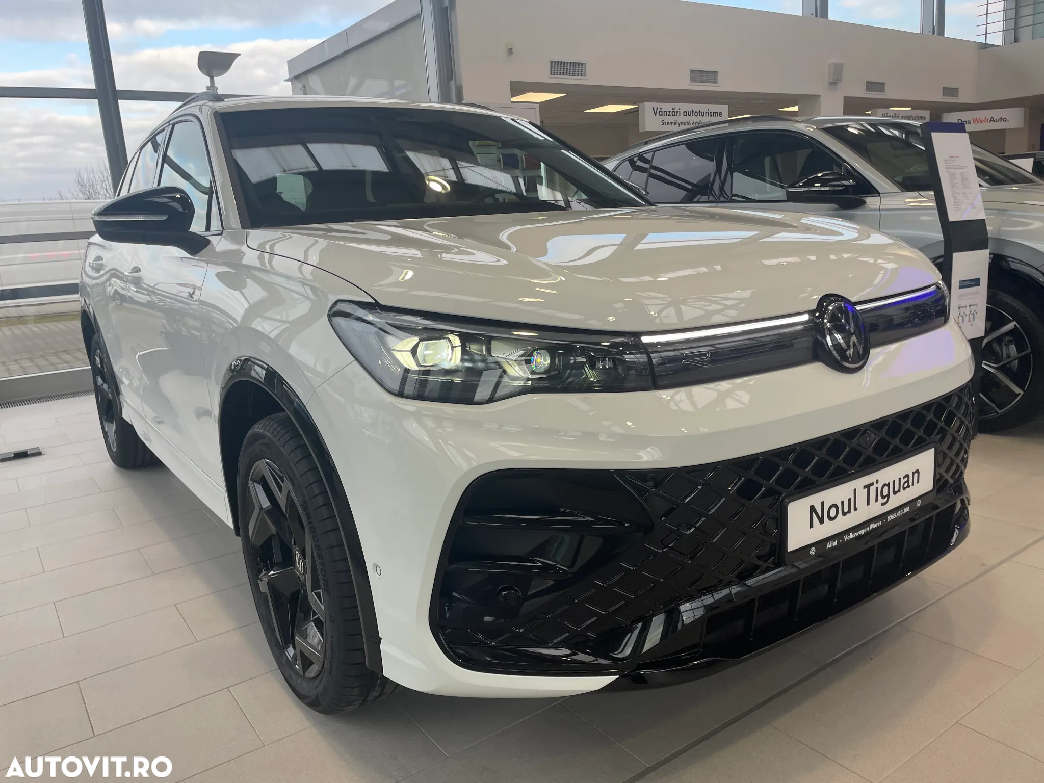 Volkswagen Tiguan 2.0 TDI DSG 4Motion R-Line - 2