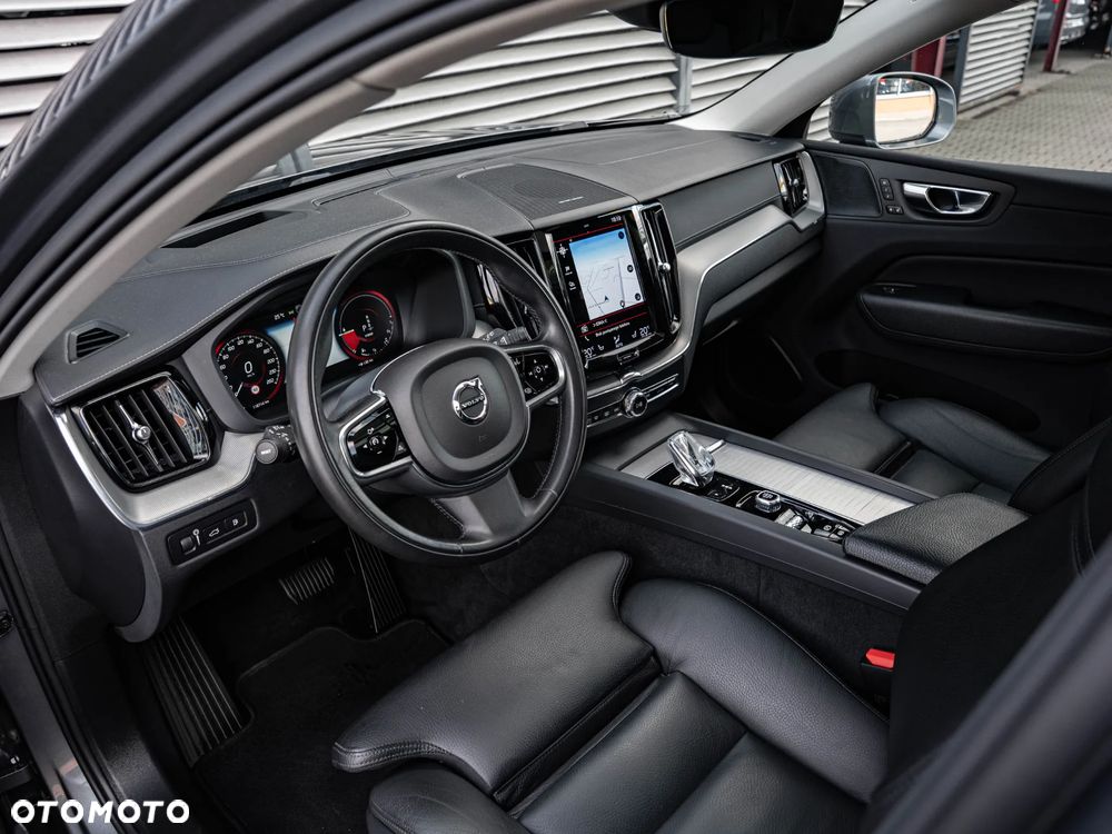 Volvo XC 60 T6 AWD Plug-In Hybrid Inscription - 20