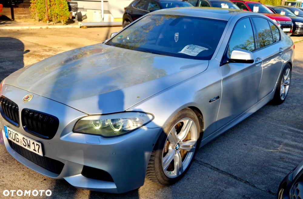 BMW Seria 5 550i Sport-Aut - 1