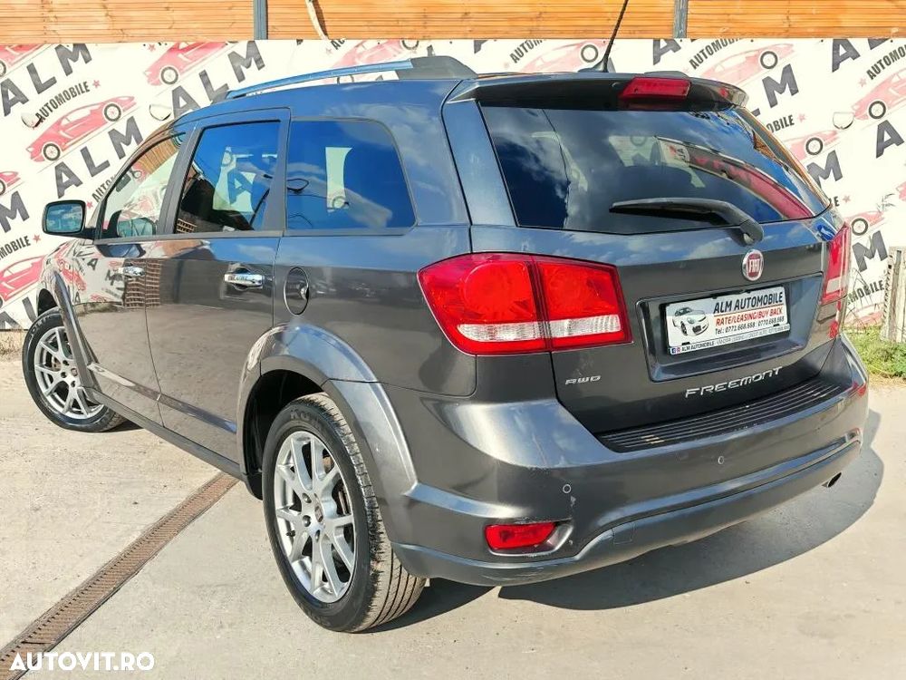 Fiat Freemont 2.0 Mjet AT AWD Lounge - 6