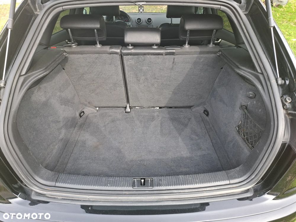 Audi A3 Sportback 2.0 TDI DPF (DSG) S tronic S line Sportpaket plus - 17