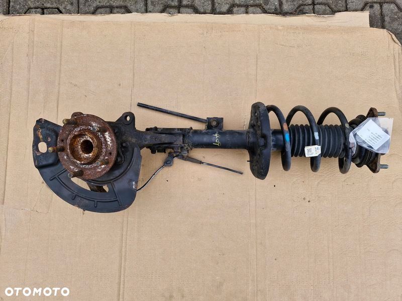 hyundai i40 1.7 crdi mcpherson lewy przód zwrotnica lewa piasta amortyzator - 1