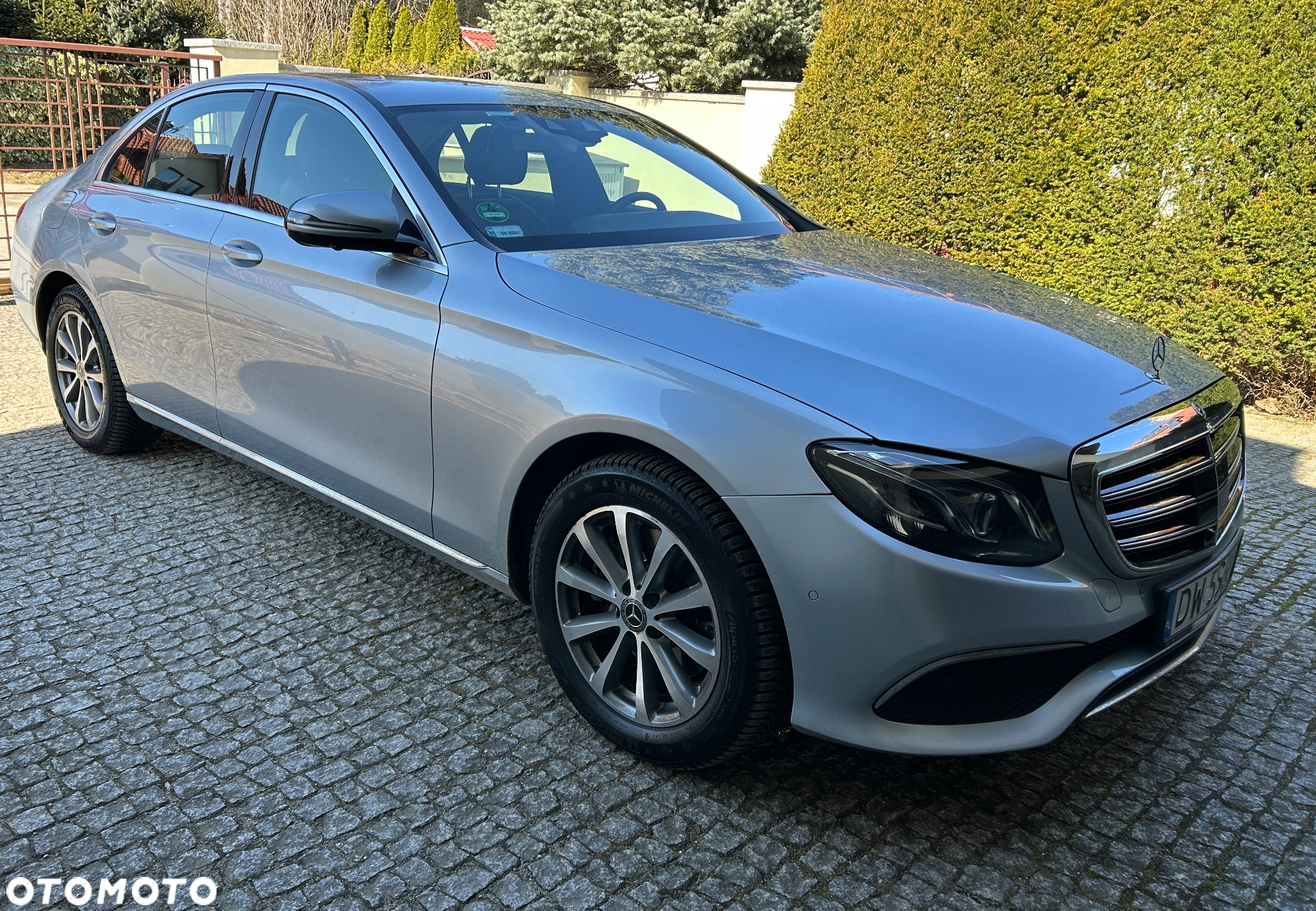 Mercedes-Benz Klasa E 200 4-Matic 9G-TRONIC - 2