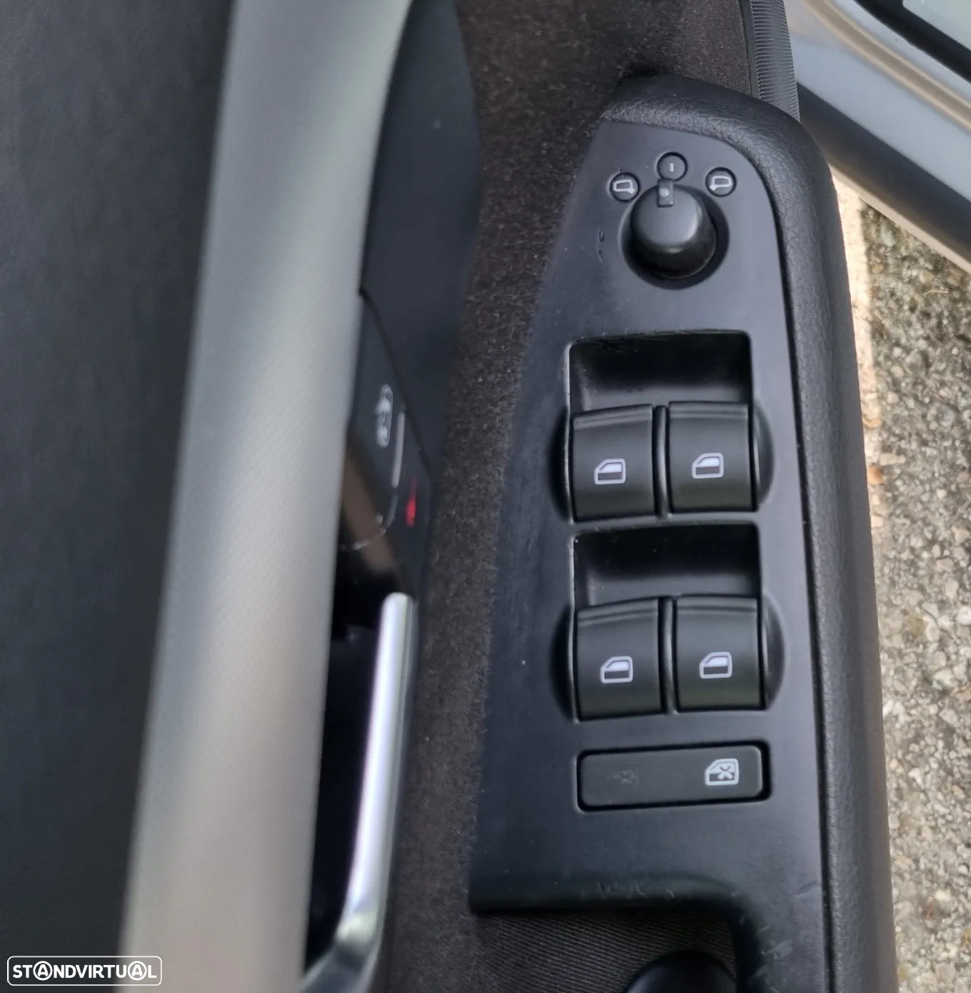 Audi A4 2.0 TDI S-line - 32