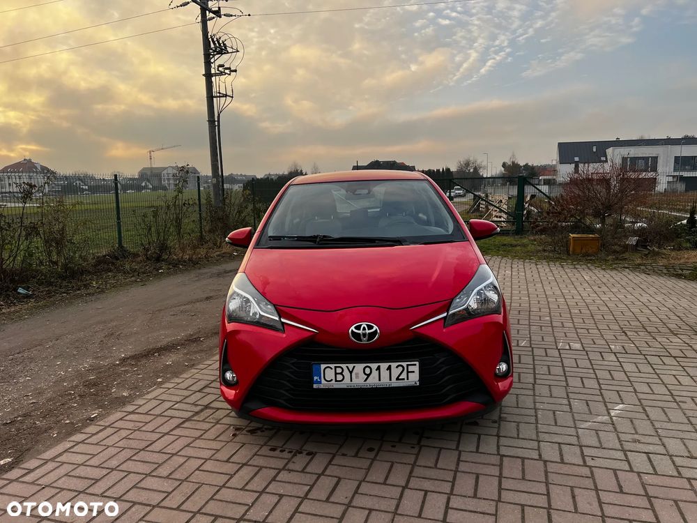 Toyota Yaris 1.5 Premium - 8