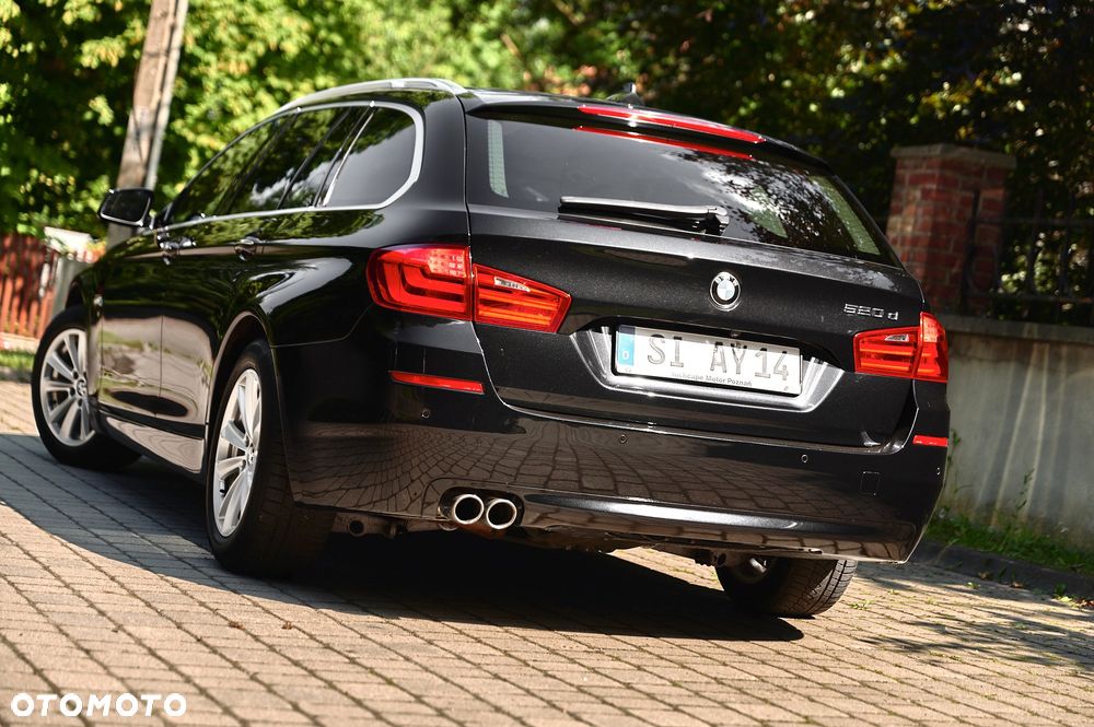 BMW Seria 5 520d - 4