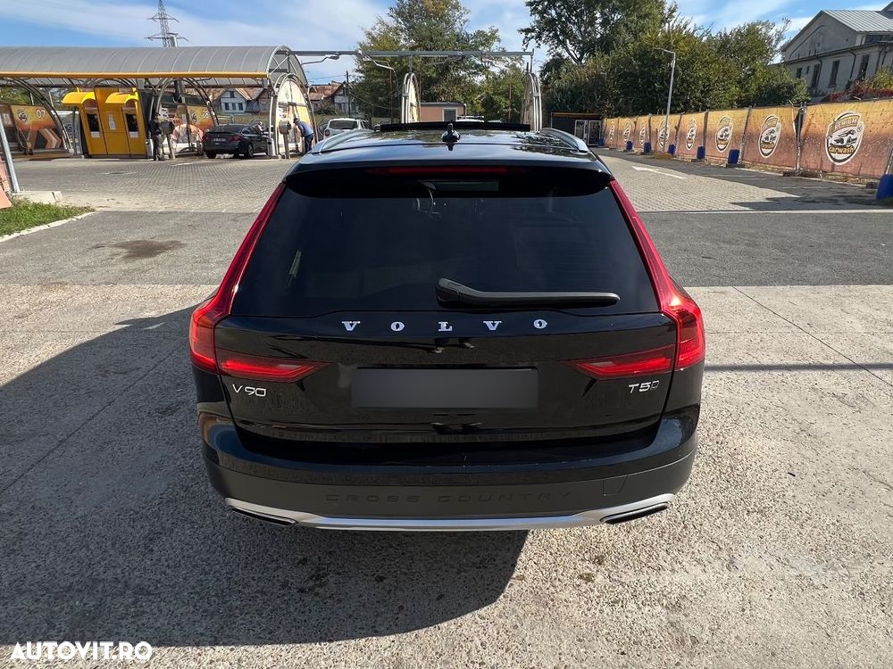 Volvo V90 - 8