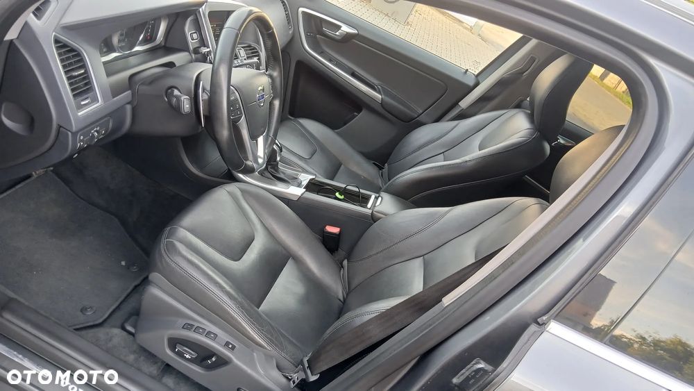 Volvo XC 60 - 14