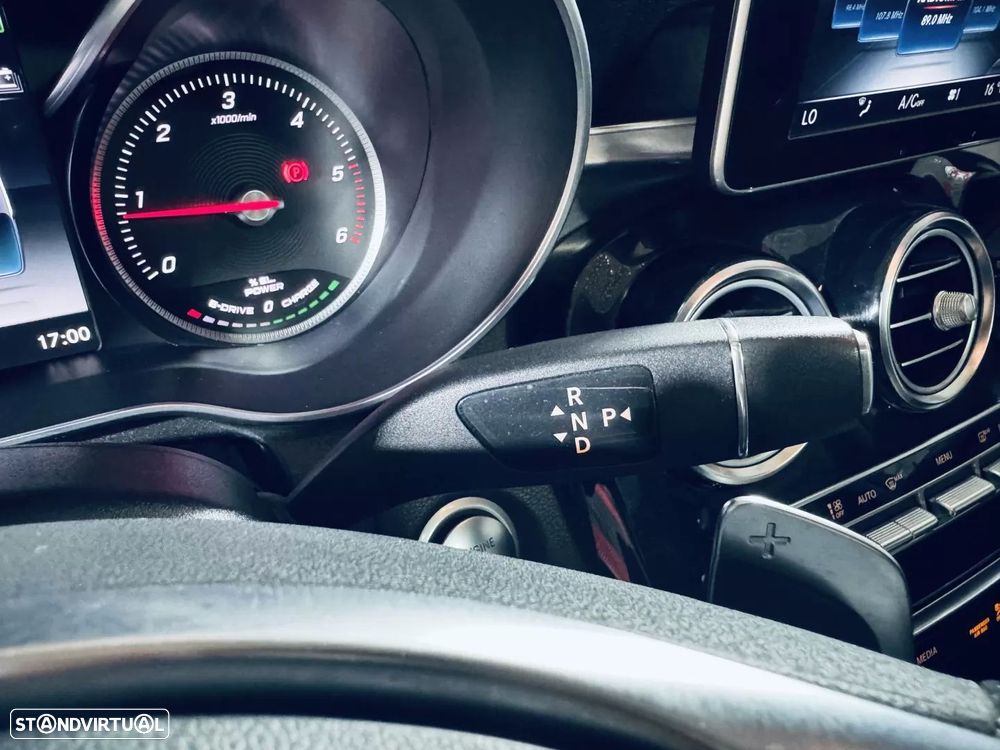 Mercedes-Benz C 300 BlueTEC Hybrid AMG Line - 31